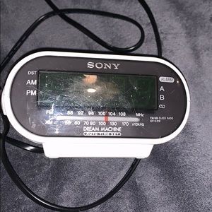 SONY ALARM CLOCK